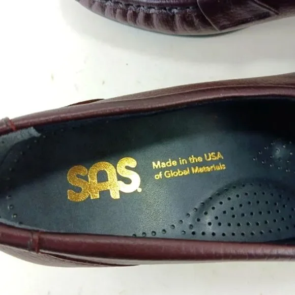 SAS NWOT Classic Timeless Slip-On Leather Loafer Woman's 8.5. Burgandy/Brownish. - Picture 2 of 12